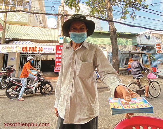 Bán vé số sai tuyến